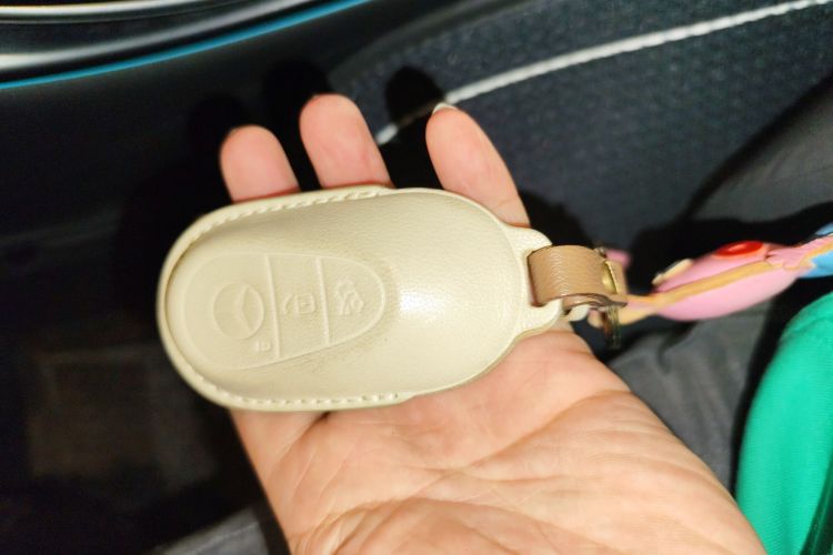 奔驰C级 2023款 改款二 C 260 L 皓夜运动版中控内饰11