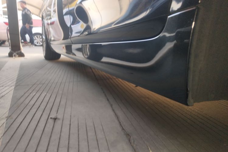 宝马5系 2014款 525Li 豪华设计套装局部细节9002