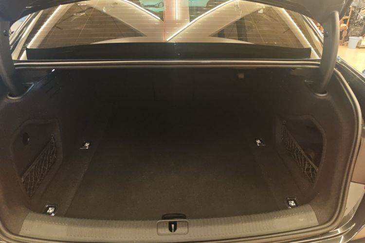 奥迪S4 2018款 S4 3.0TFSI机舱底盘23