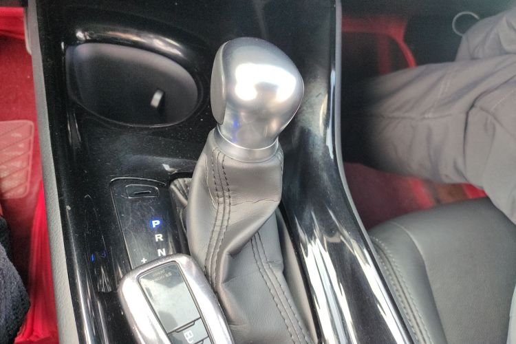 丰田 奕泽IZOA 2018款 2.0L 奕驰版 国VI中控内饰18