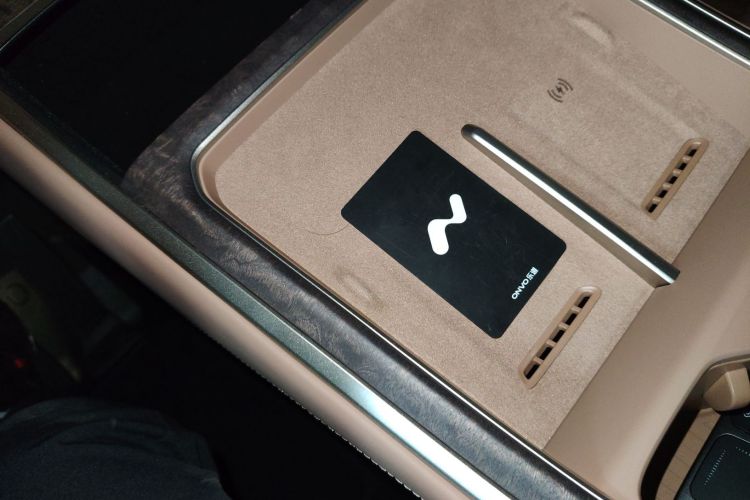 乐道L90 2025款 Max 六座版中控内饰11