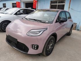 埃安 AION UT 2025款 330星辉版