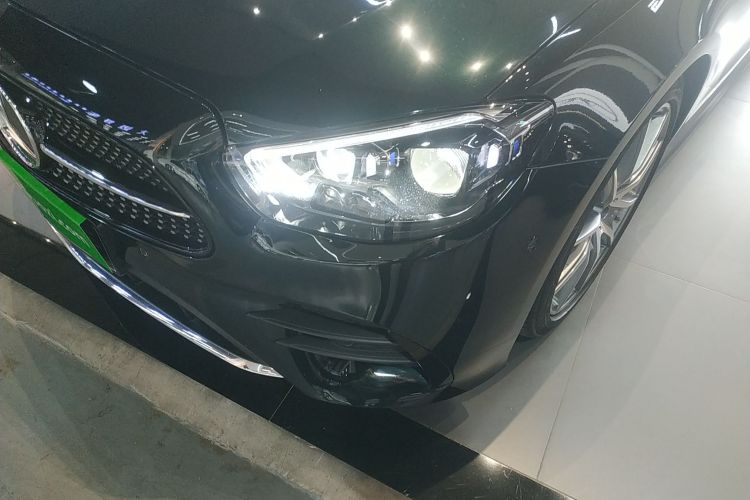 奔驰E级(进口) 2023款 E 300 轿跑车局部细节36