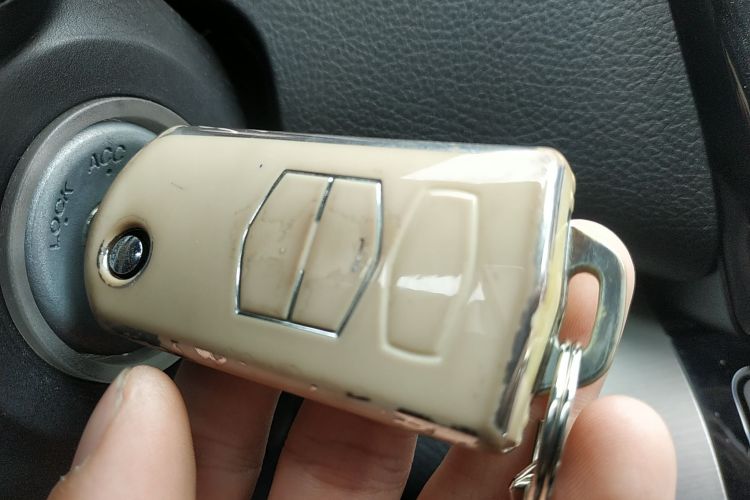 马自达 睿翼 2015款 2.0L 自动精英版中控内饰11