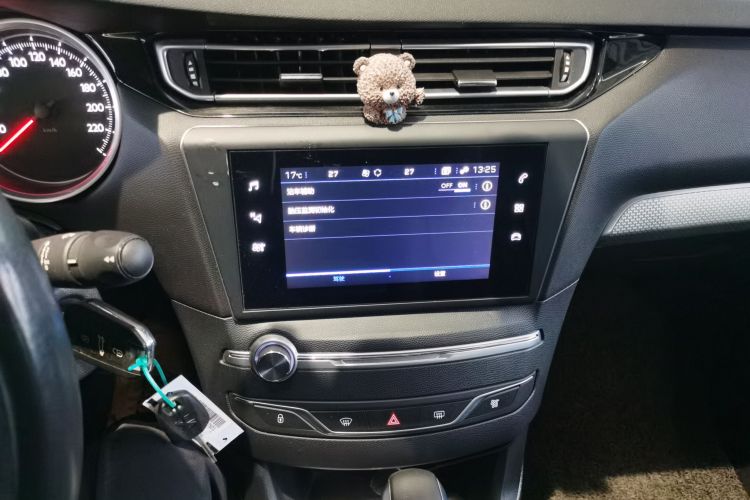 标致408 2019款 360THP 自动豪华版 国VI中控内饰16