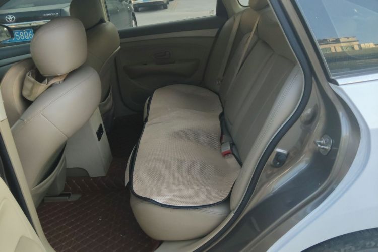 日产 轩逸 2018款 经典 1.6XE+ CVT豪华版中控内饰7004