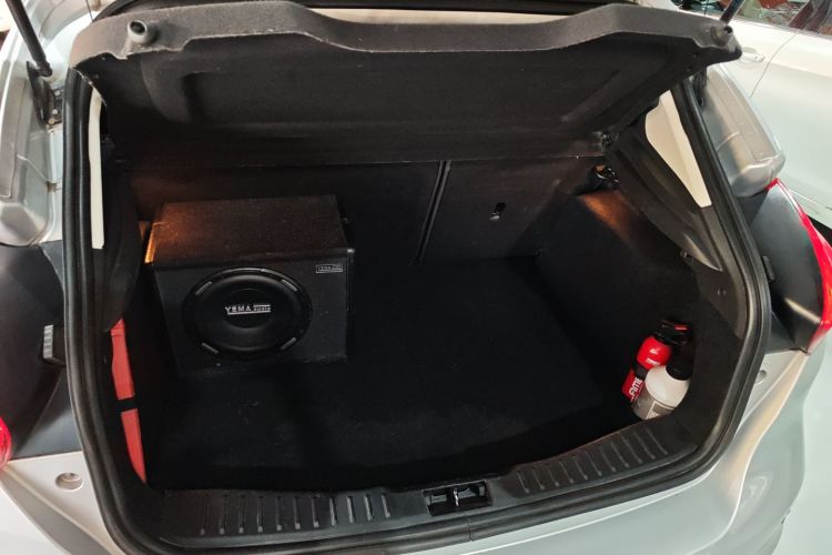 福特 福克斯 2015款 两厢 EcoBoost 180 自动精英型机舱底盘23