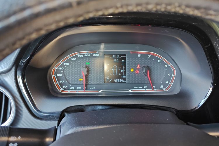 奇瑞 瑞虎3X 2018款 1.5L 自动精英版局部细节14