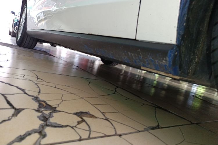 福特 福克斯 2021款 三厢 EcoBoost 180 自动锋潮型机舱底盘29