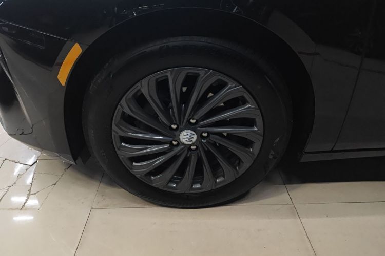 别克 君越 2025款 28T 白金版车身外观6007