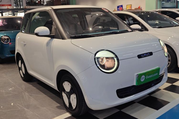 长安启源 长安Lumin 2022款 210km 香甜款车身外观3