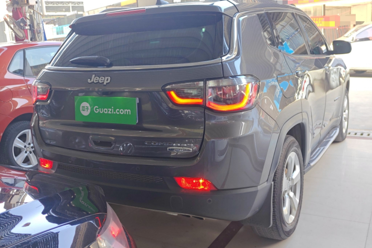 Jeep 指南者 2017款 200T 自动家享版车身外观6005