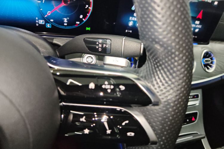 奔驰CLS 2022款 CLS 300 豪华型局部细节18