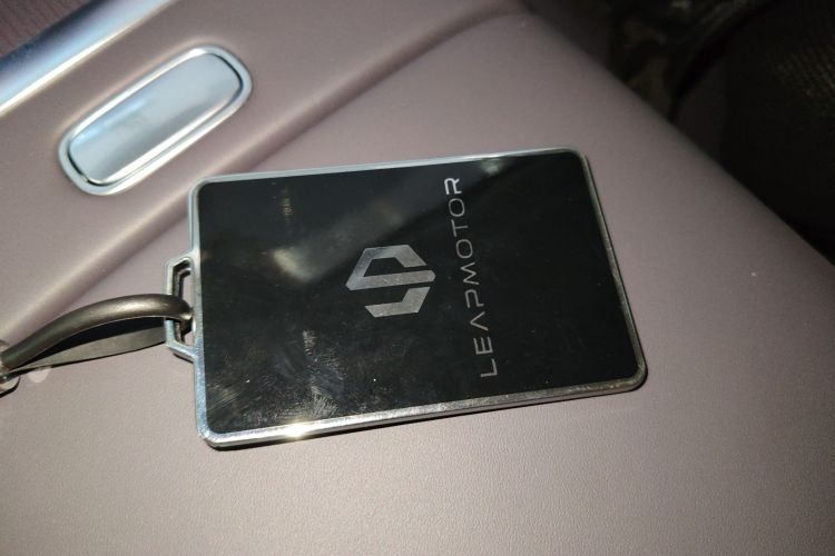 零跑汽车 零跑B01 2025款 650悦享版中控内饰11