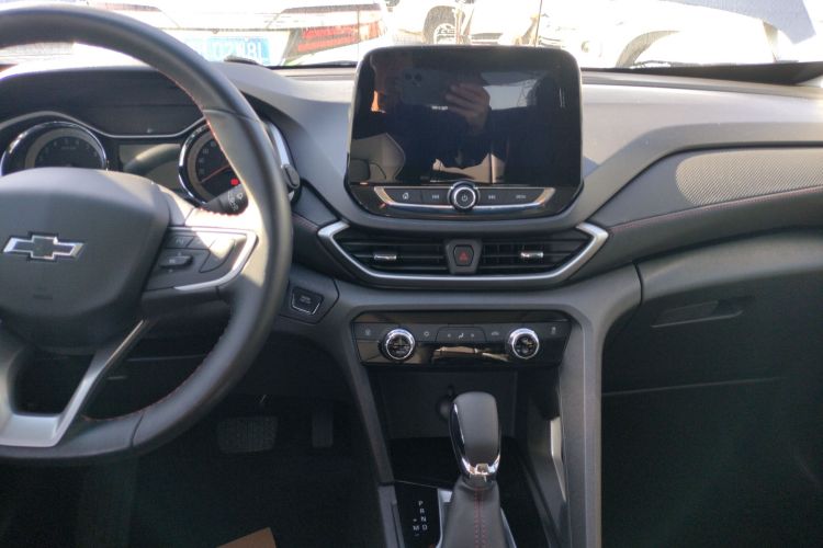 雪佛兰 沃兰多 2020款 轻混 Redline 530T 自动纵享版（5+2款）局部细节16