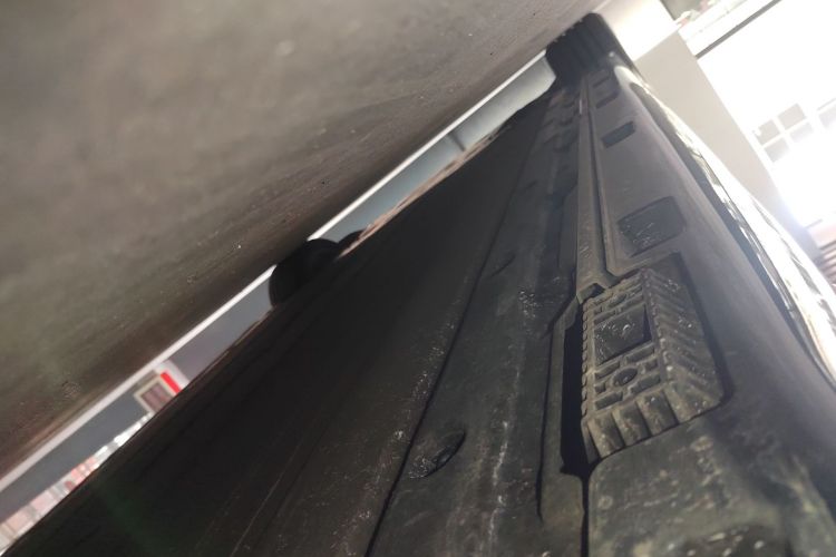 小米汽车 小米SU7 2024款 后驱标准创始版局部细节9002