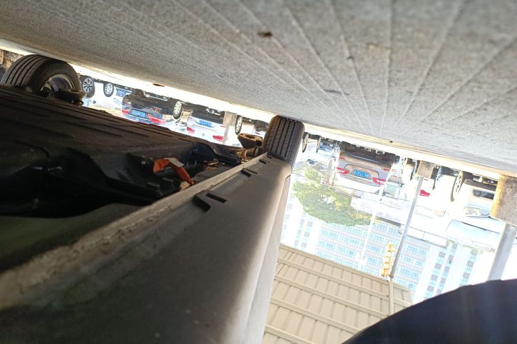 五菱汽车 五菱缤果PLUS 2024款 330km 五座版局部细节9001