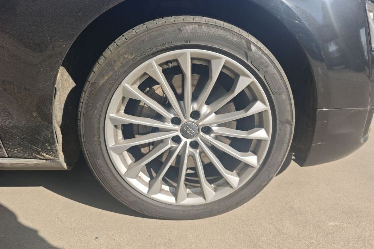 奥迪A8 2014款 A8L 45 TFSI quattro舒适型车身外观6007