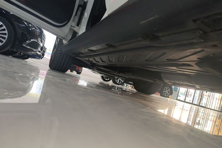 奔驰GLC轿跑 2017款 GLC 200 4MATIC 轿跑SUV局部细节9002