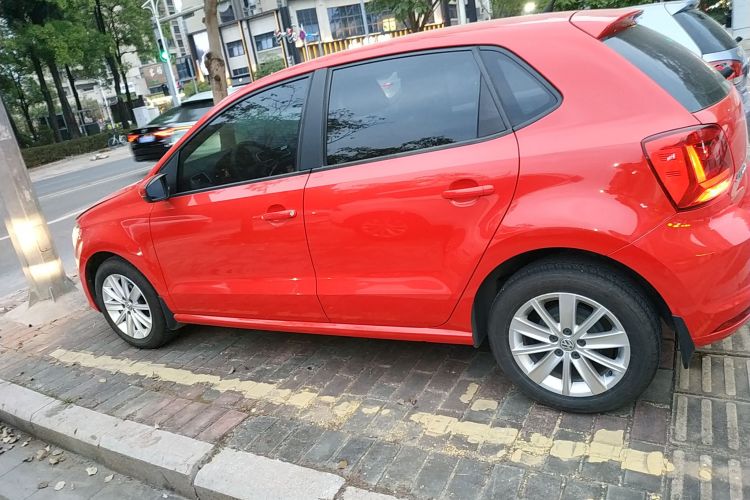 大众 Polo 2014款 1.6L 自动舒适版车身外观4