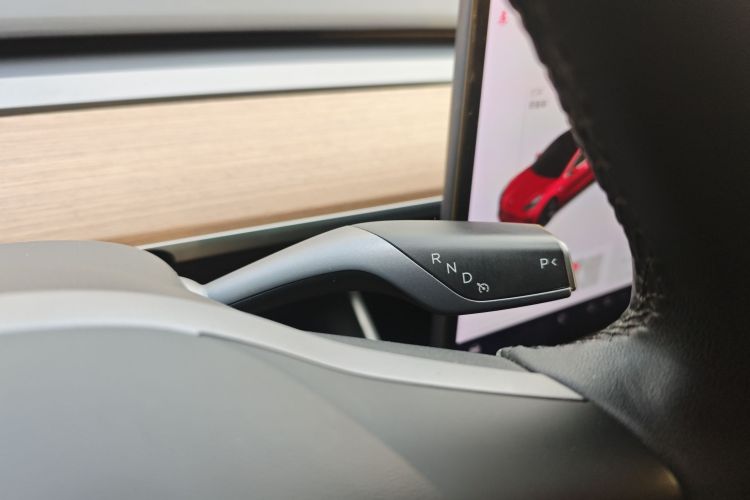 特斯拉 Model 3 2019款 标准续航后驱升级版中控内饰18