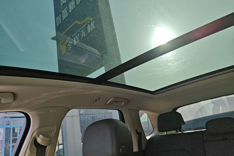 大众 途锐 2022款 3.0TSI 锐享版 曜黑运动套装局部细节22