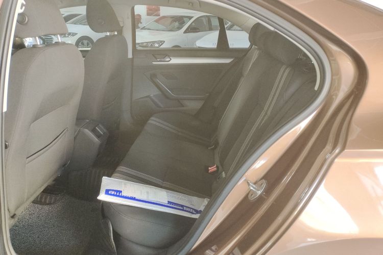 大众 凌渡 2017款 230TSI DSG风尚版中控内饰21