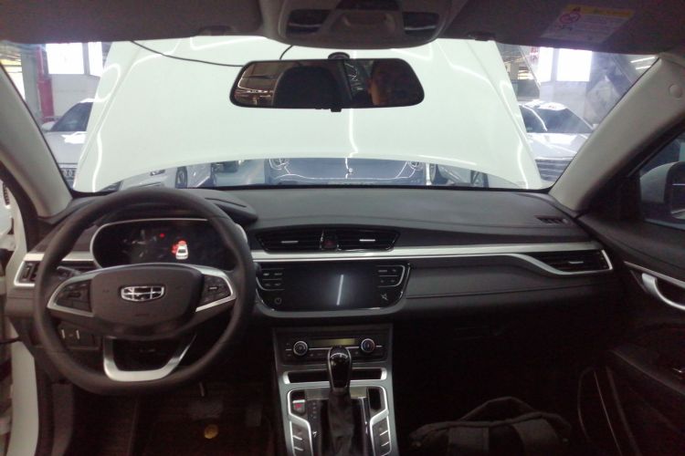 吉利汽车 帝豪 2020款 1.5L CVT向上版中控内饰12