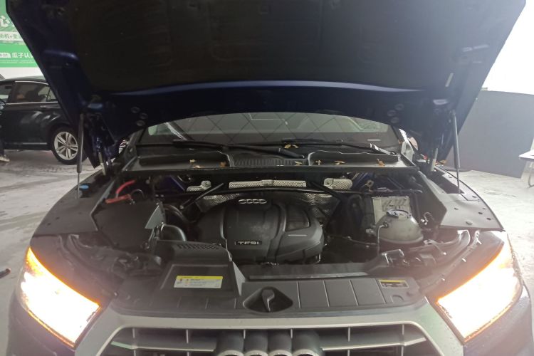 奥迪Q5L 2018款 45 TFSI 尊享运动型 国V局部细节24