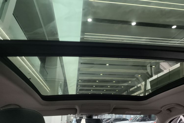 大众 途观L 2019款 330TSI 自动两驱R-Line旗舰版 国VI局部细节22