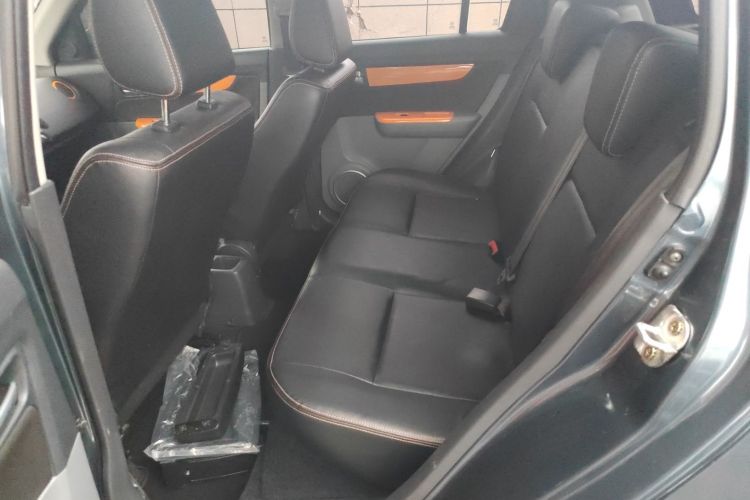 铃木 雨燕 2016款 1.5L 手动时尚型酷玩版中控内饰7004