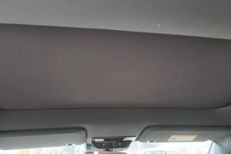 理想汽车 理想L7 2023款 Air中控内饰22