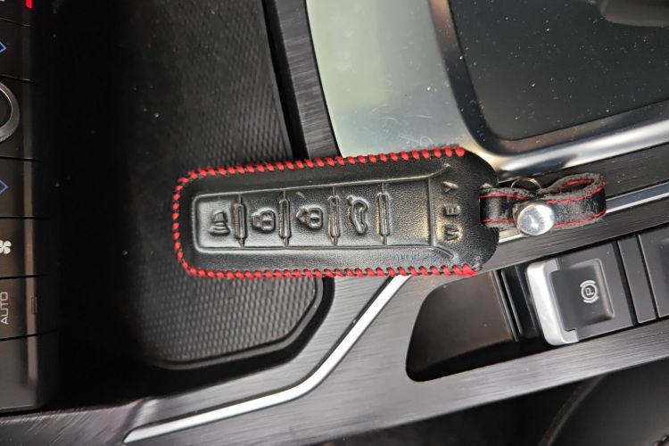 魏牌 VV5 2020款 2.0T 两驱擎先锋中控内饰11