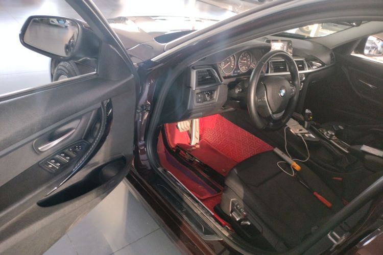 宝马3系 2016款 320Li 时尚型中控内饰20