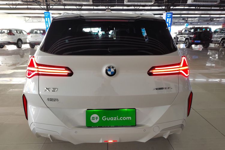 宝马X3 2025款 xDrive25L 豪华套装车身外观6