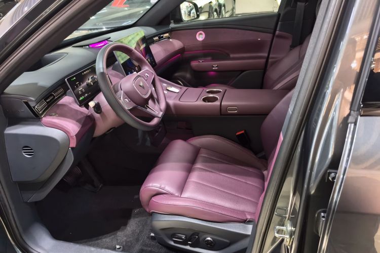 岚图汽车 岚图FREE 2025款 FREE+ 后驱乾崑版局部细节19