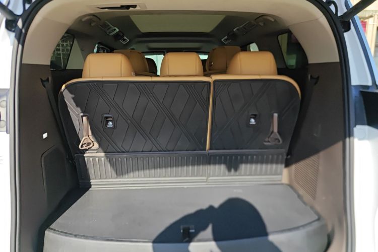 腾势D9 2024款 DM-i 980 四驱旗舰型局部细节23