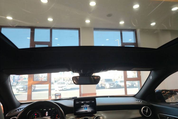 奔驰CLA 2019款 CLA 220 4MATIC局部细节22