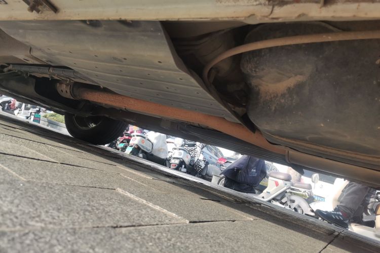 现代 途胜 2018款 1.6T 双离合两驱15周年特别版局部细节9003