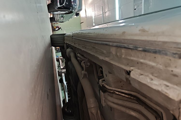 本田 艾力绅 2024款 2.0L e:HEV 豪华版局部细节9001