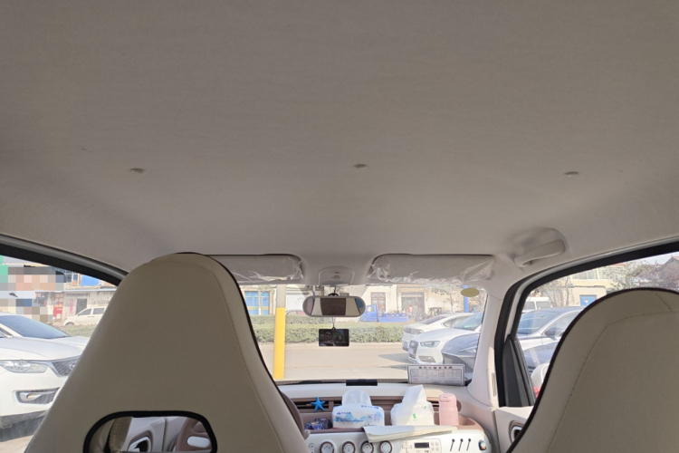 奔腾小马 2025款 222km 灵动马中控内饰22