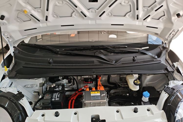 长安启源 长安Lumin 2025款 301km 蜜沁款机舱底盘24