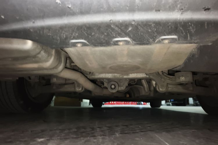 宝马5系 2013款 520Li 典雅型局部细节9009