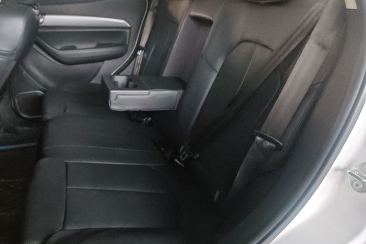 东南DX5 2019款 1.5L 手动豪华型中控内饰21