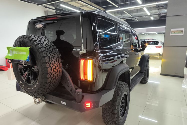 坦克300 2021款 越野版 2.0T 征服者车身外观6005