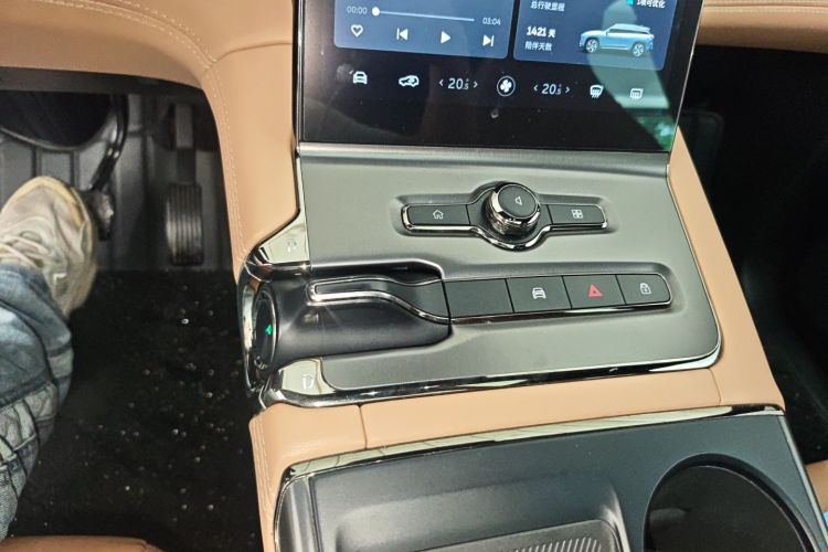 蔚来ES6 2020款 600KM 运动版中控内饰18