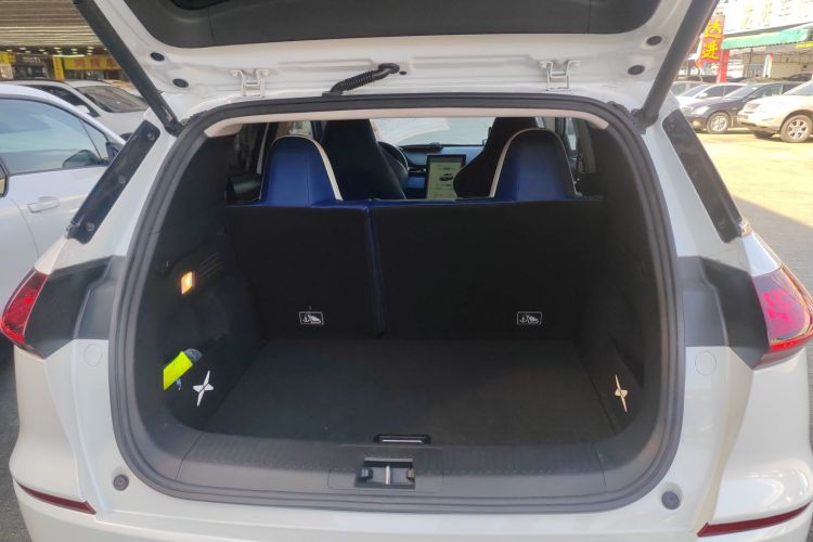 小鹏G3 2022款 G3i 520N+机舱底盘23