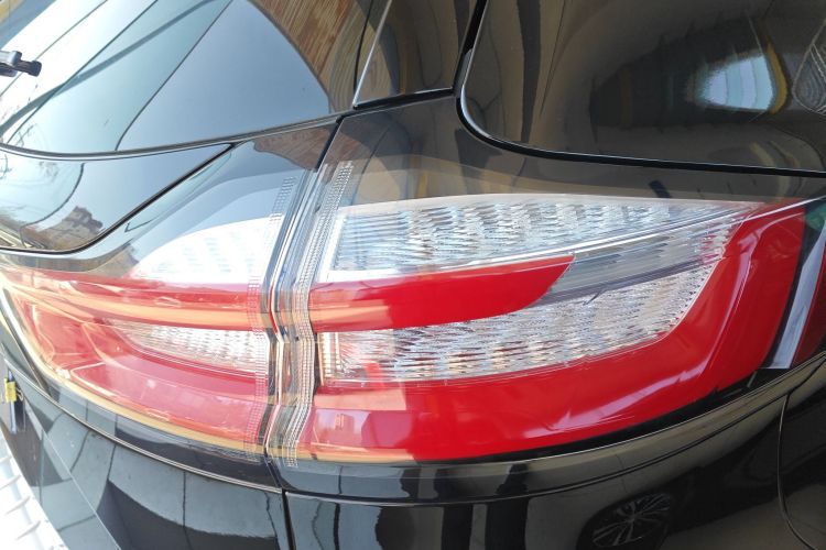 福特 锐界 2020款 EcoBoost 245 两驱豪锐型 7座车身外观9