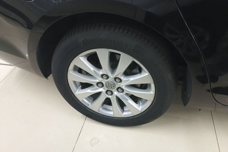 别克 君越 2013款 2.4L SIDI精英舒适型车身外观6008