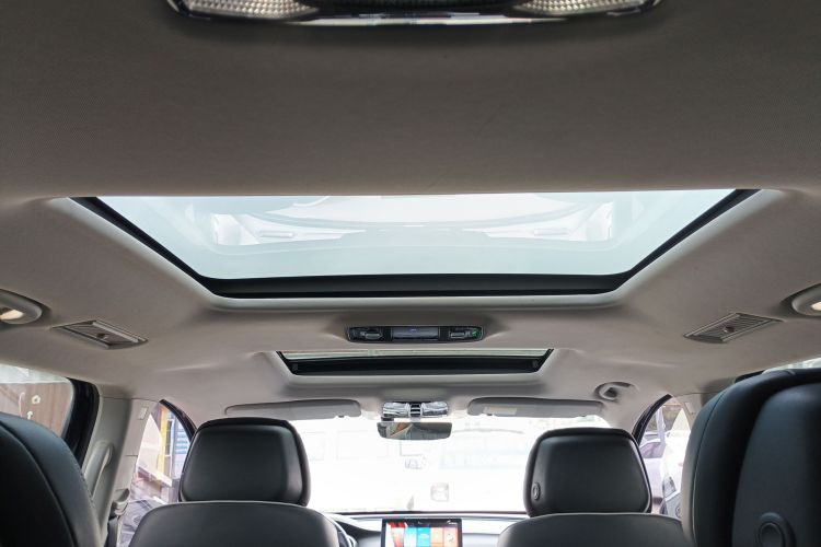 荣威iMAX8 2022款 400TGI 旗舰版局部细节22